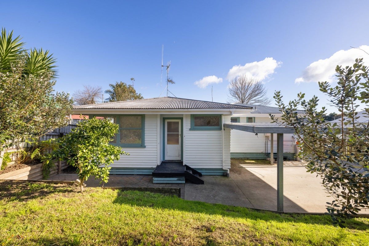 51B Sherson Street, Gate Pa, Tauranga - Carousel 2