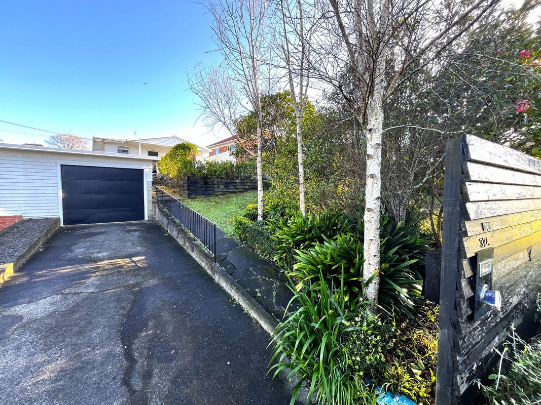 32 Parkhill Road, Mellons Bay, Auckland - Carousel 13