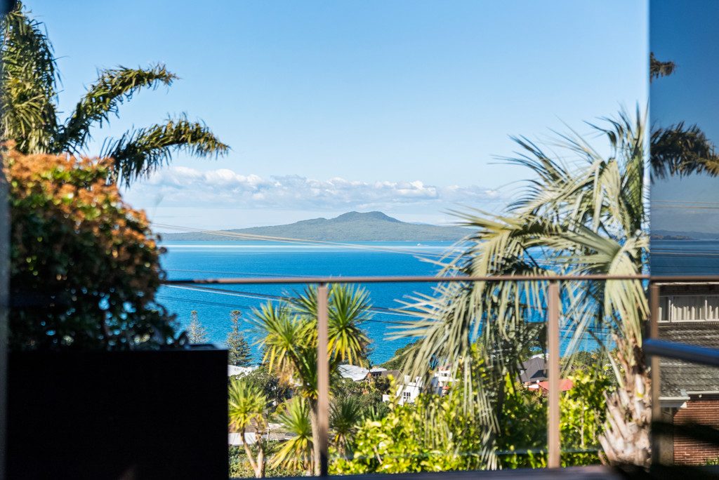 844 Beach Road, Torbay, Auckland - Carousel 2