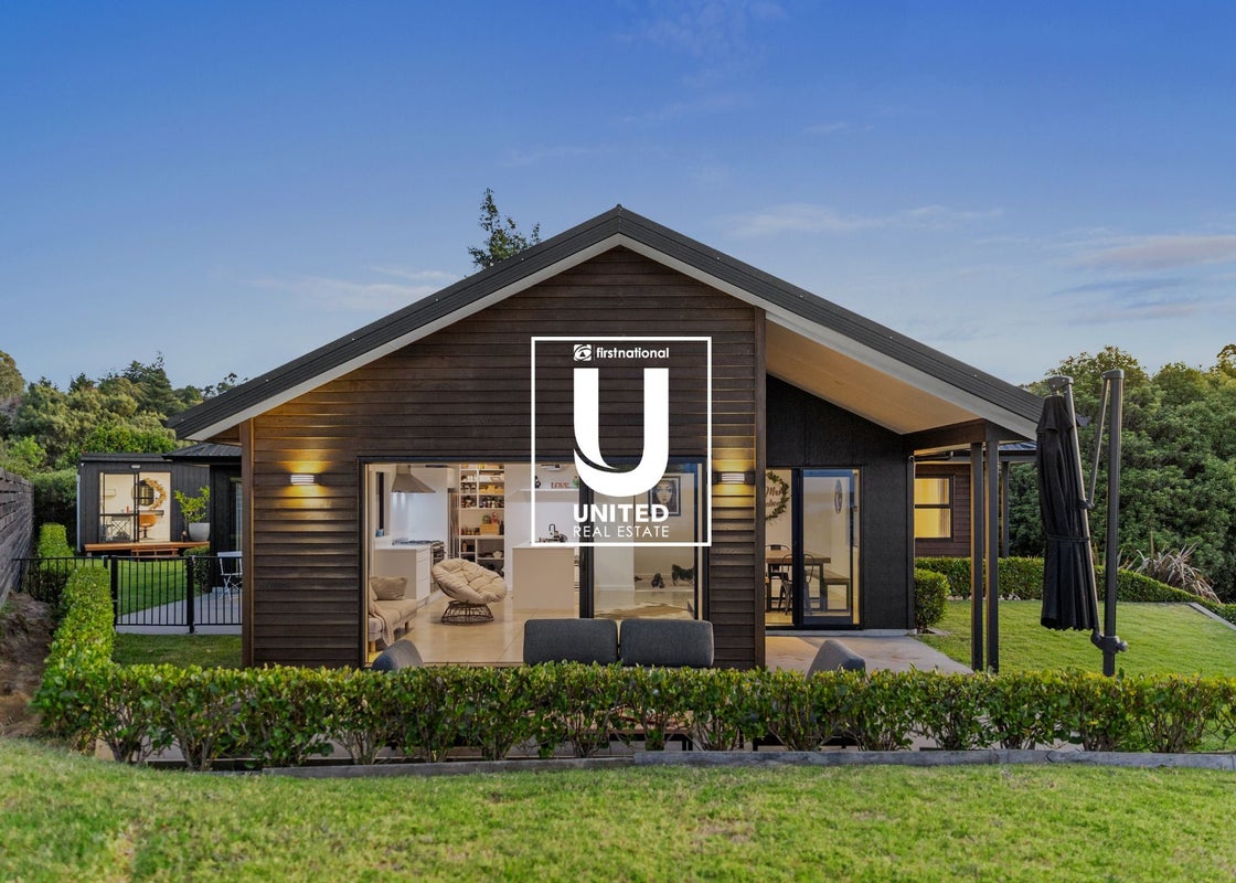 27 Greenvale Place, Welcome Bay, Tauranga - Carousel 1