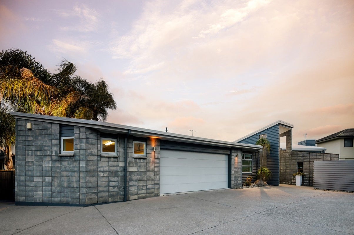 15 Shalimar Place, Huntington, Hamilton - Carousel 1