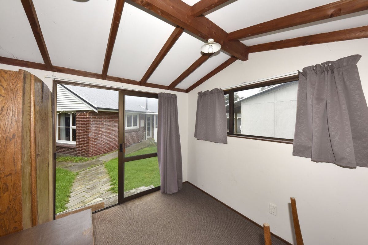 15 Haig Place, Woolston, Christchurch - Carousel 20