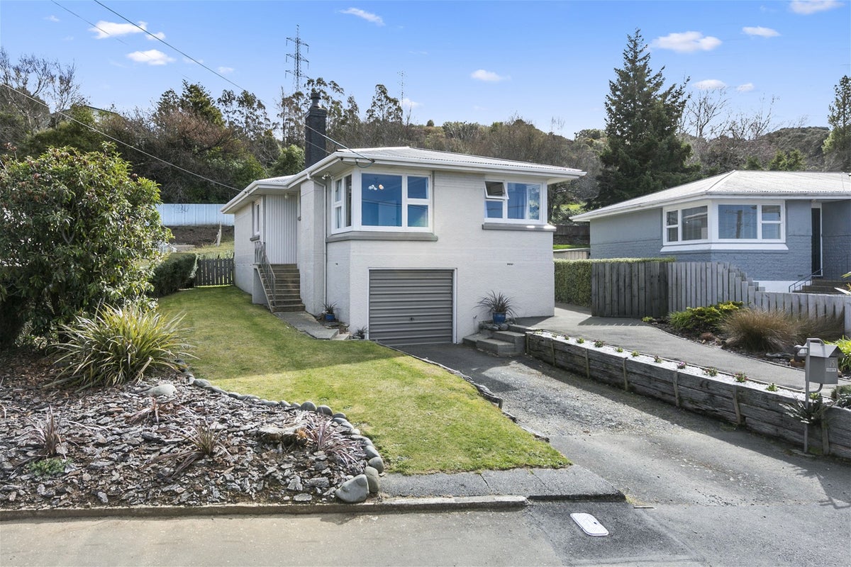 25 Stephen Street, Halfway Bush, Dunedin - Carousel 1