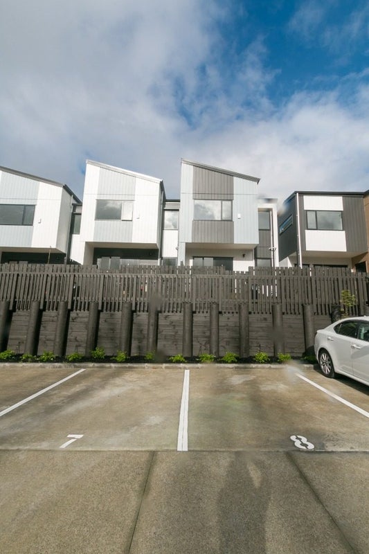 9/27 Glenorchy Street, Glen Eden, Auckland - Carousel 2