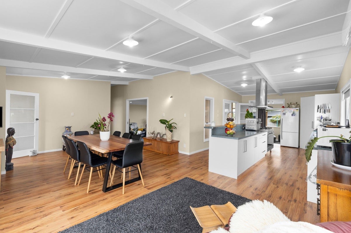9 Hampden Street, Awapuni, Palmerston North - Carousel 2