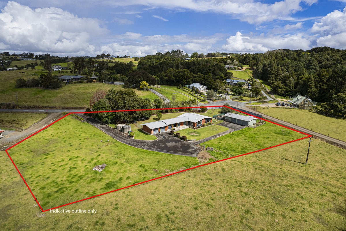 82 Finlayson Road, Whangarei - Carousel 1