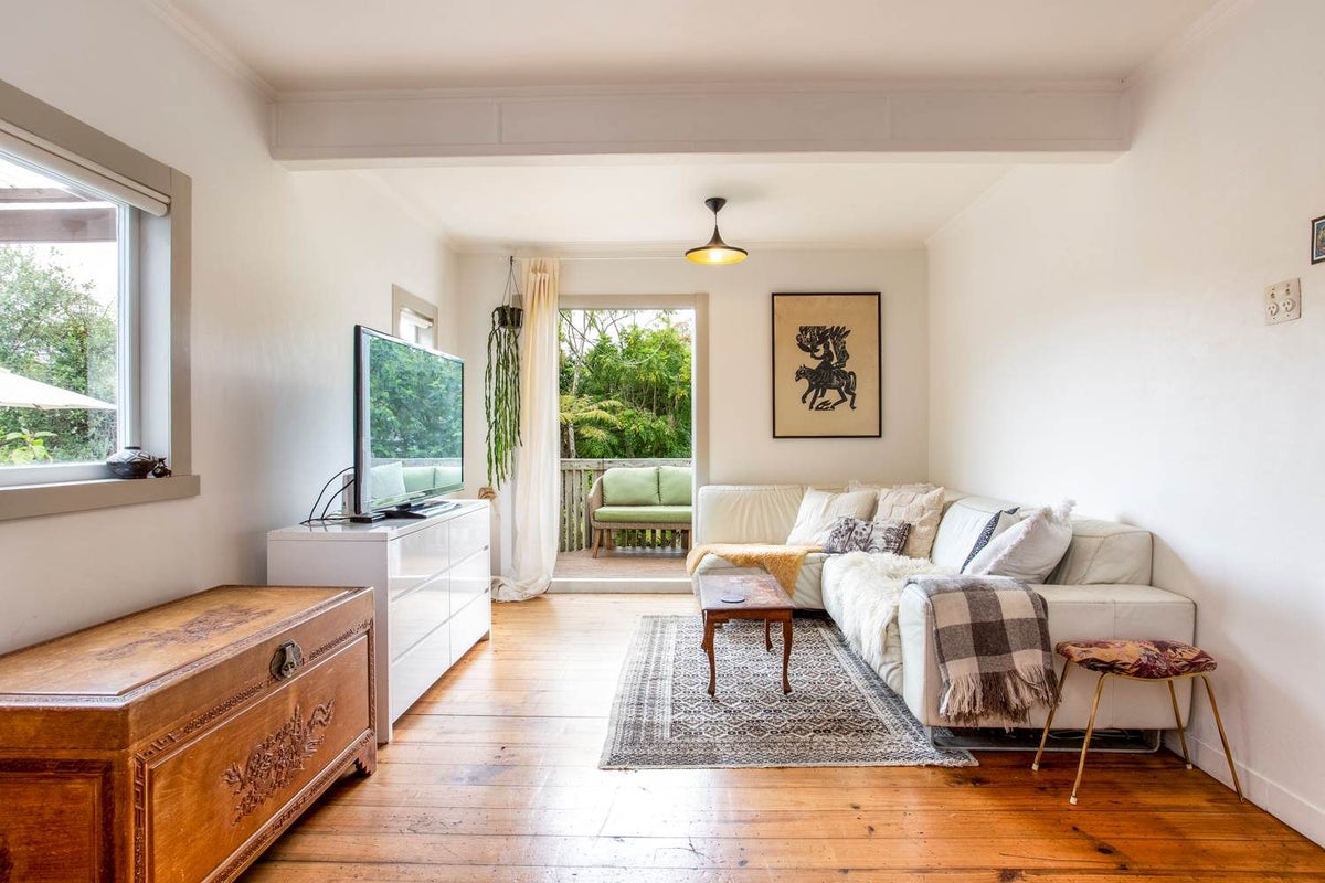 22 Shelly Beach Road, Helensville - Carousel 2