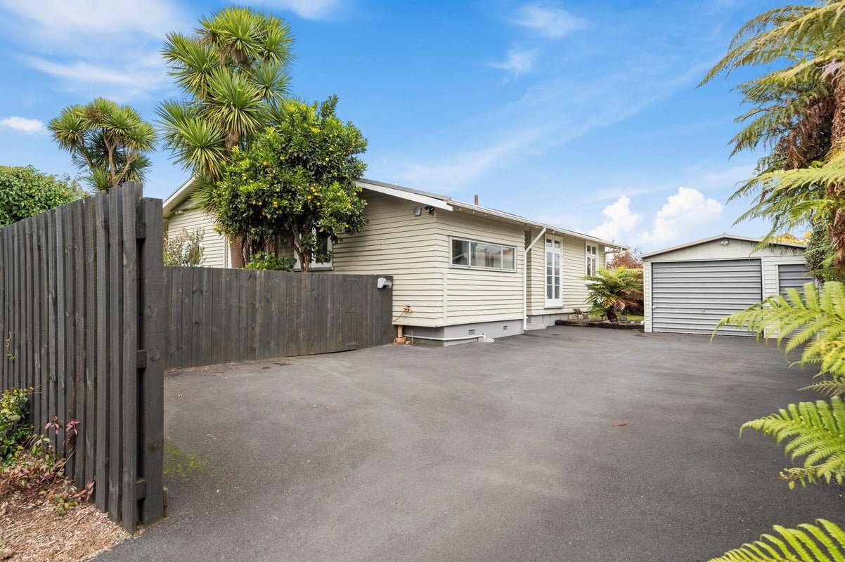 123 Ranolf Street, Glenholme, Rotorua - Carousel 1
