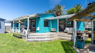 124 Park Avenue, Waitarere Beach, Levin - Carousel 1