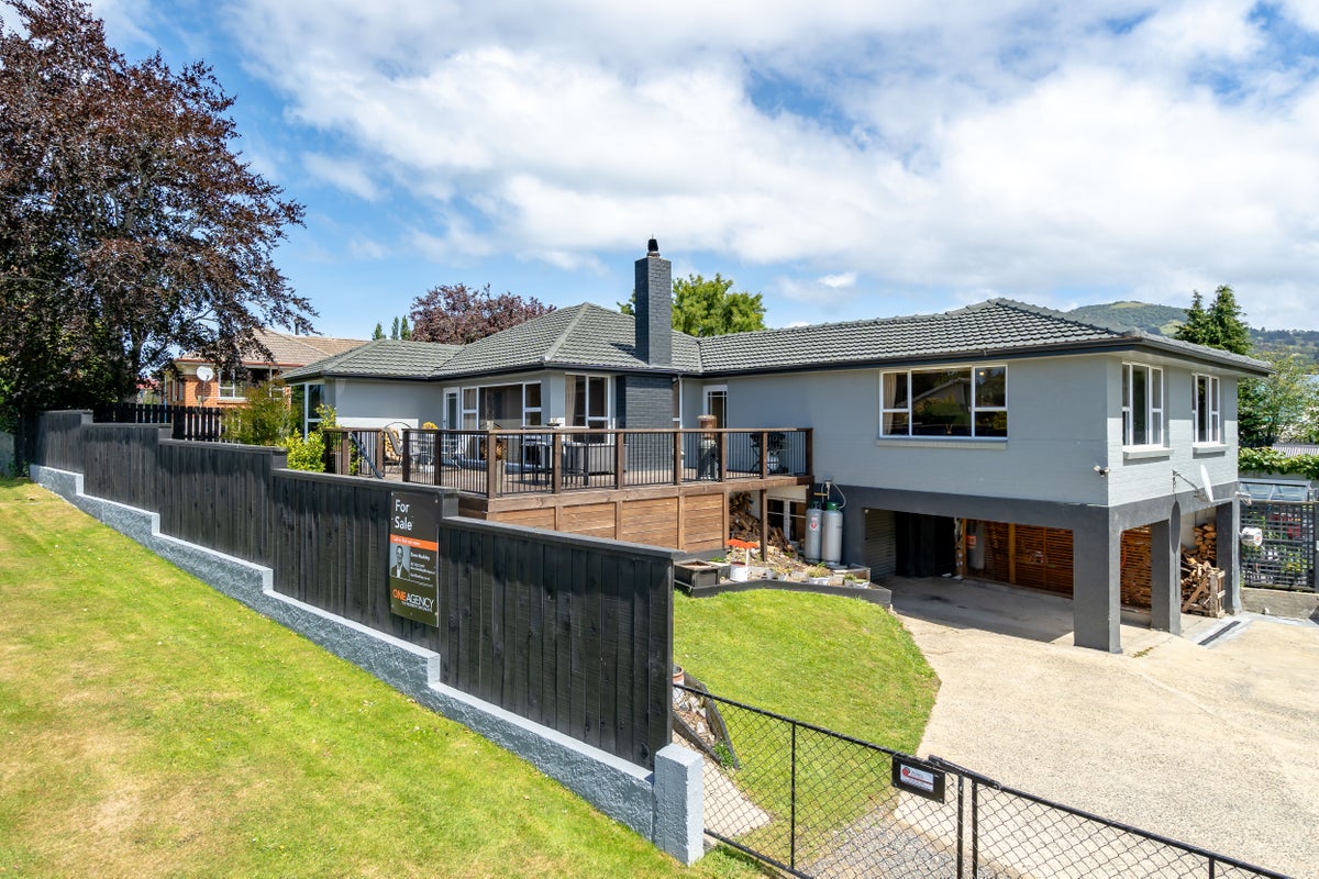 12 Old Brighton Road, Fairfield, Dunedin - Carousel 1