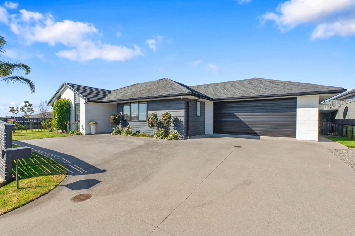 1 Shea Lane, Pyes Pa, Tauranga - Carousel 2
