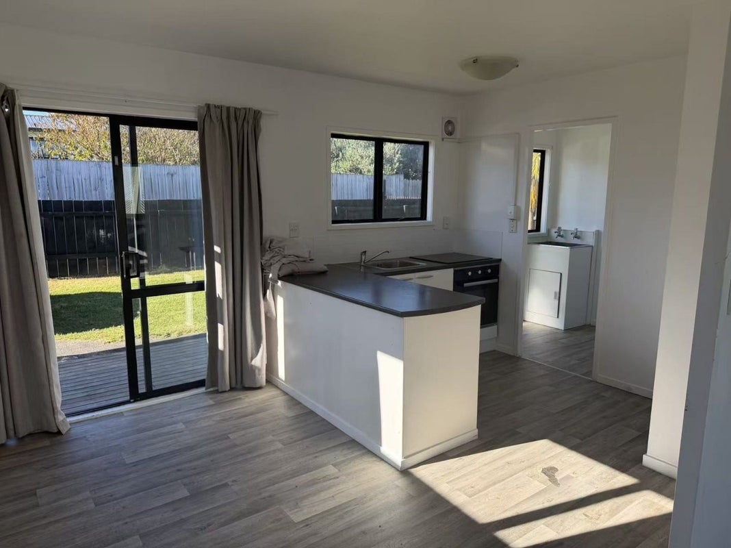 1/155B Finlayson Avenue, Clendon Park, Auckland - Carousel 2