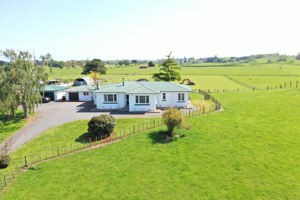 648 Fencourt Road, Cambridge, Cambridge - Carousel 1