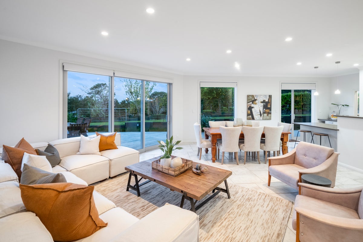 361A Ridge Road, Albany - Carousel 2
