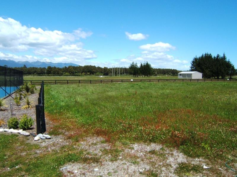 21 Elley Drive, Carters Beach, Westport - Carousel 1