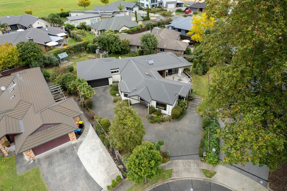 11 Glenroy Place, Cambridge, Cambridge - Carousel 2