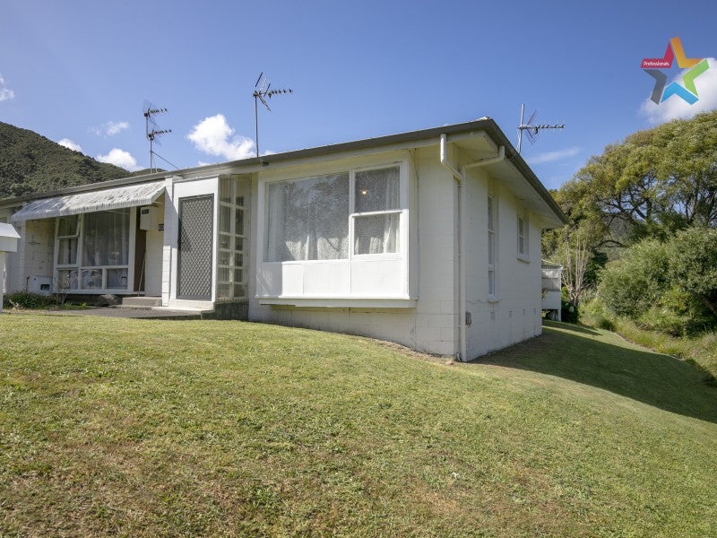 1/34 Rossiter AVE, Waterloo, Lower Hutt - Carousel 1