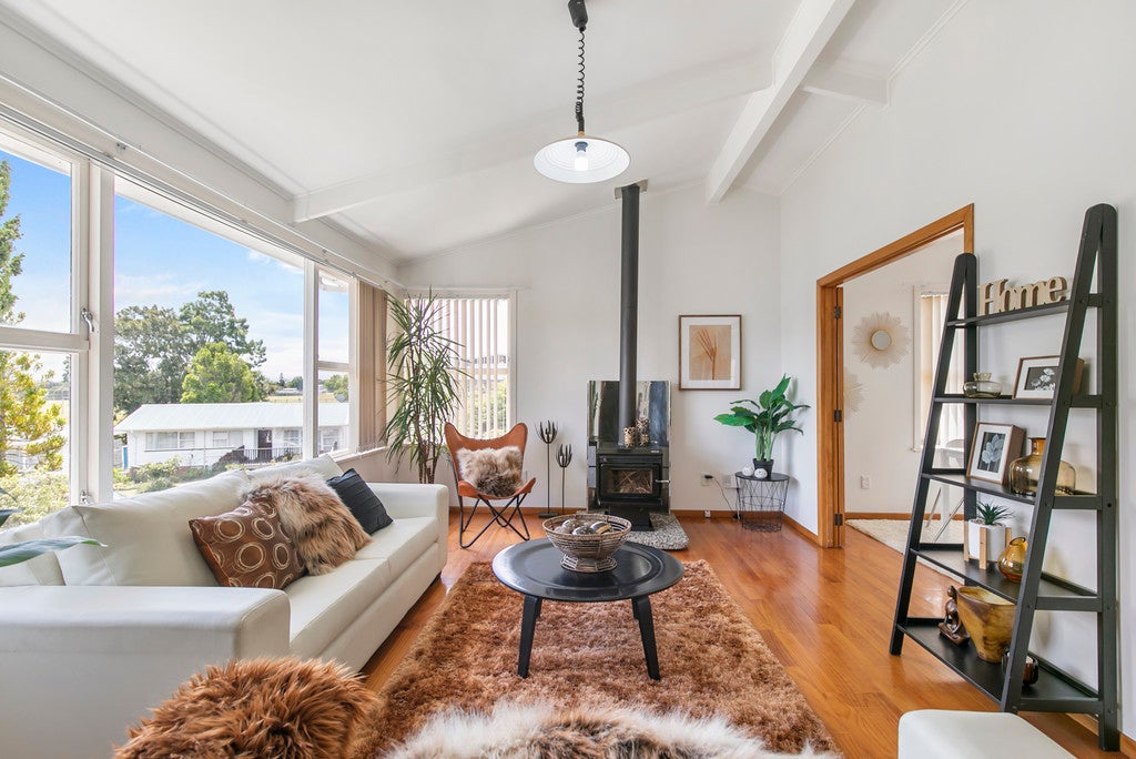 40 Stott Avenue, Birkdale, Auckland - Carousel 2
