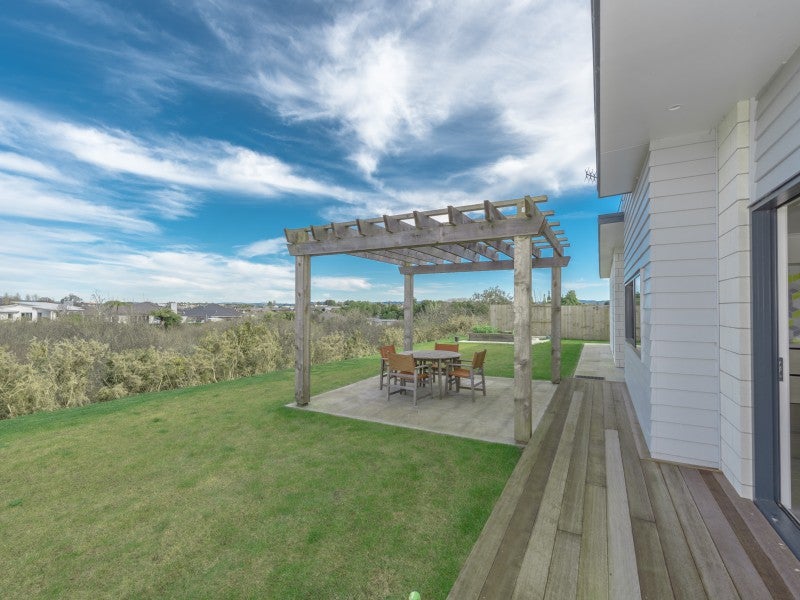 49 Mataroa Crescent, Flagstaff, Hamilton - Carousel 1