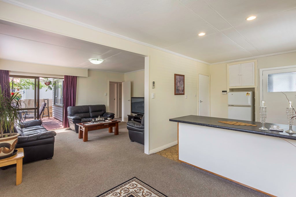 58 Ferguson Street, Awapuni, Palmerston North - Carousel 1