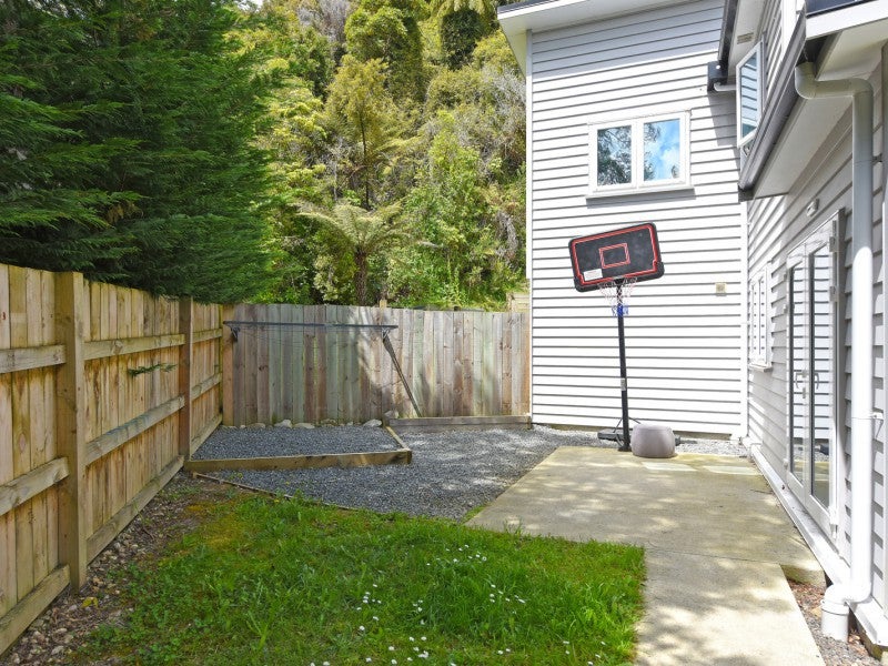 34B Birch Terrace, Birchville, Upper Hutt - Carousel 12