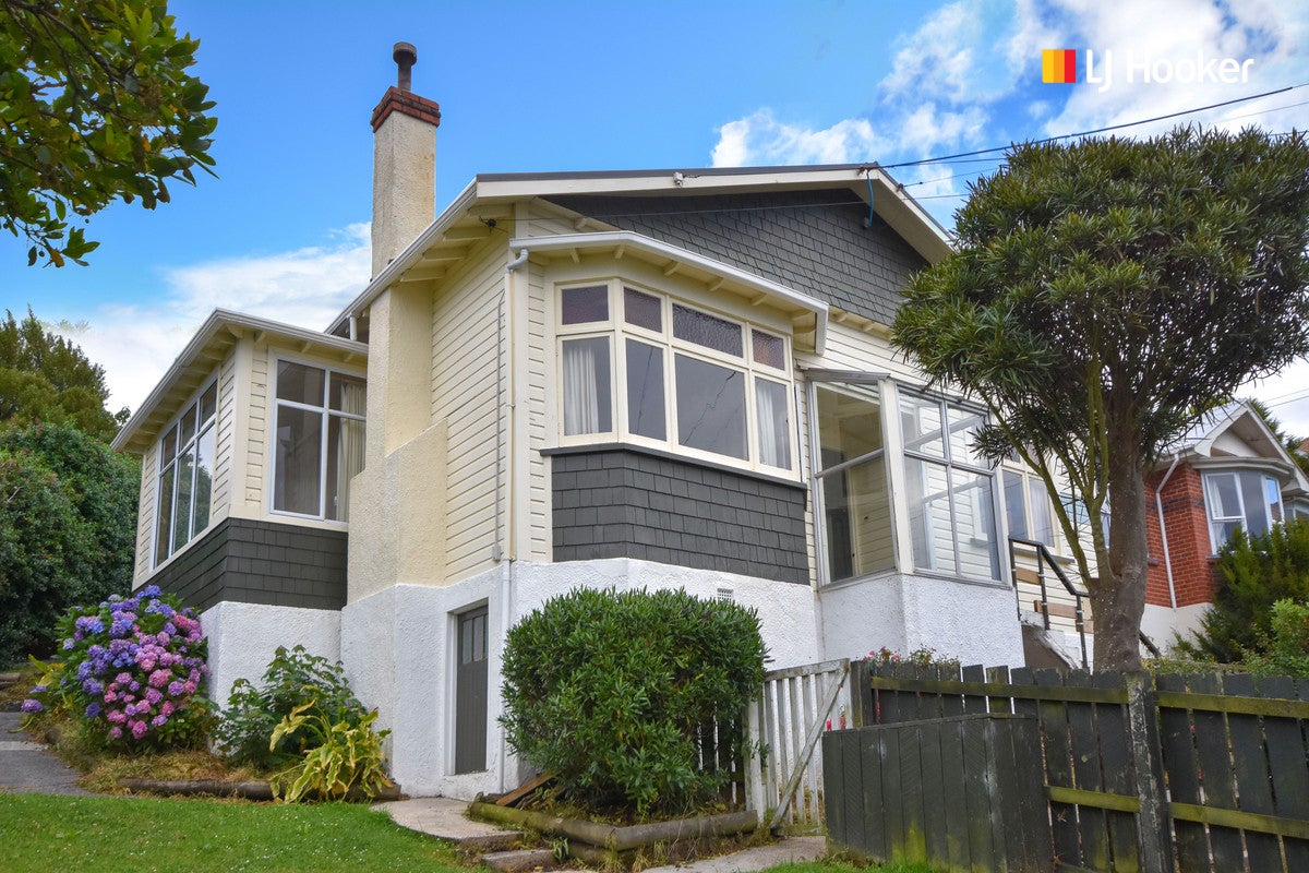 73 Forfar Street, Clyde Hill, Dunedin - Carousel 1