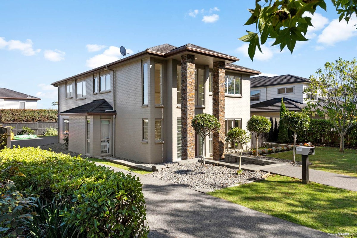 27 Hinau Road, Karaka, Papakura - Carousel 1
