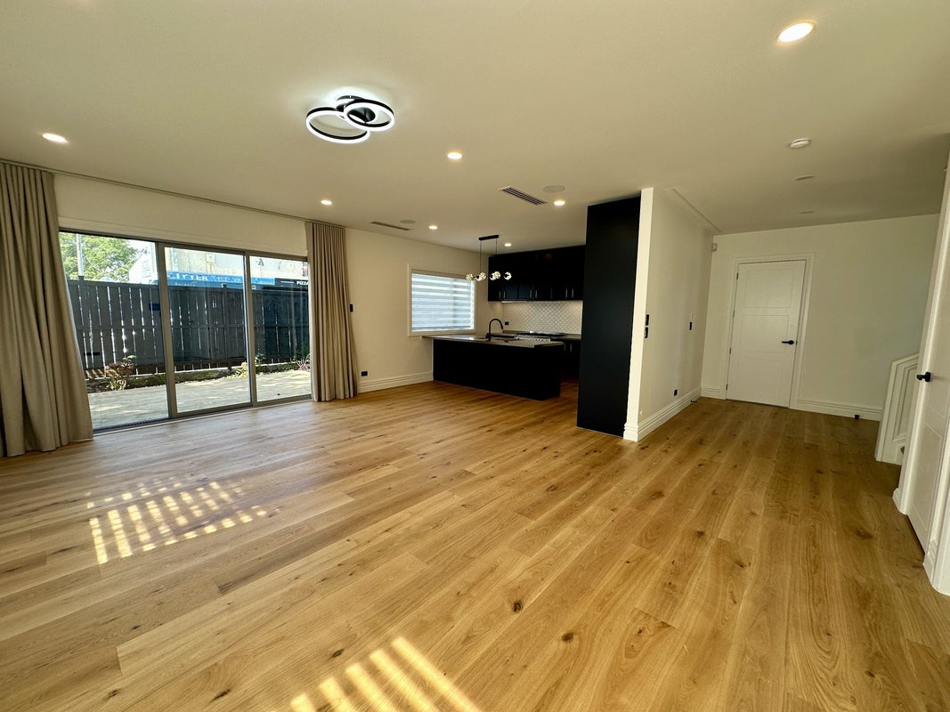 383 Sandringham Road, Sandringham, Auckland - Carousel 2