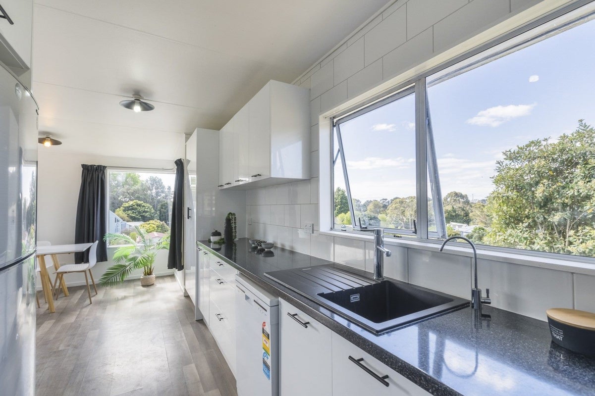 28 Pitoitoi Street, Otaihanga, Paraparaumu - Carousel 2
