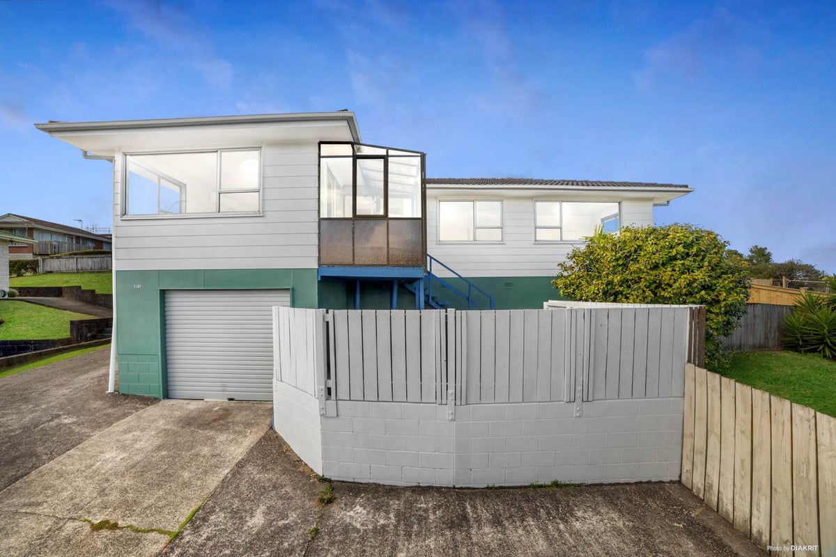 1/41 Salamanca Road, Sunnynook, Auckland - Carousel 2