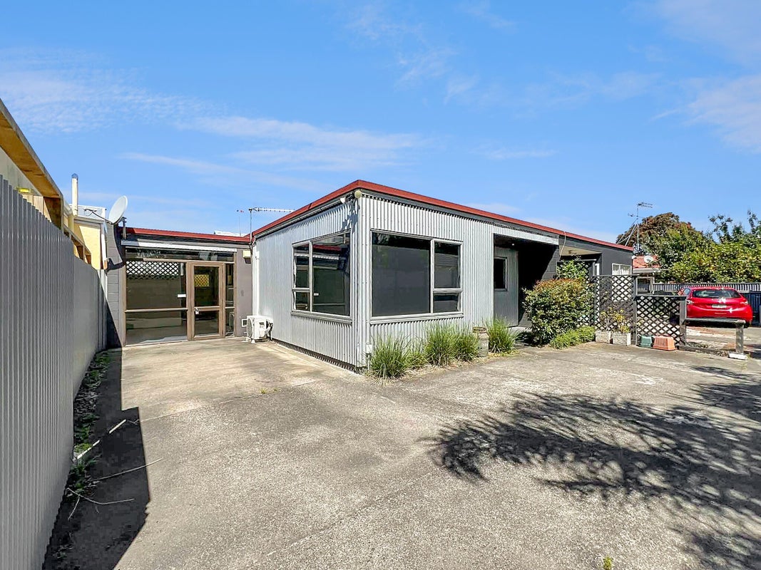 32B SANDERS AVE, MAREWA, NAPIER - Carousel 1