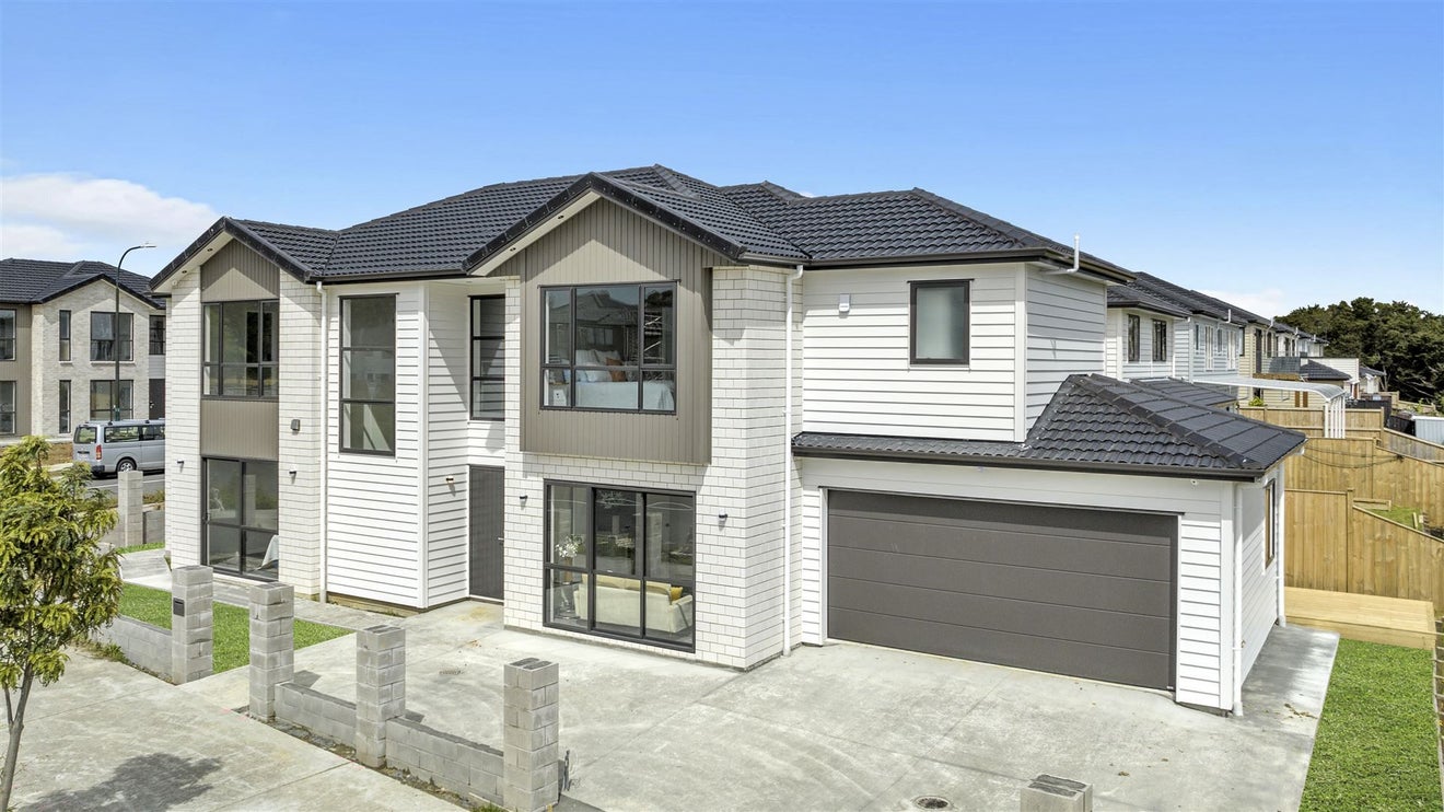 109 Valderama Drive, Flat Bush, Auckland - Carousel 2