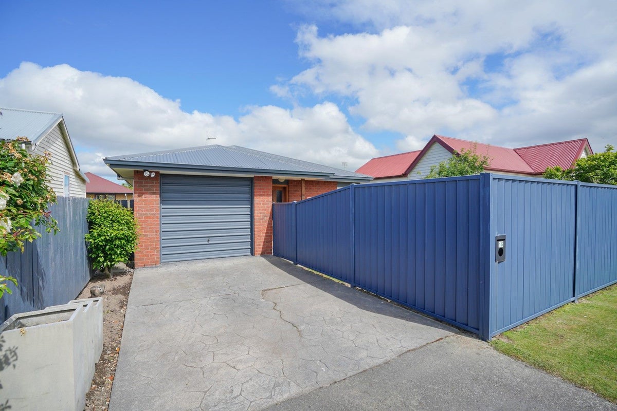 15 Nelson Street, Georgetown, Invercargill - Carousel 15