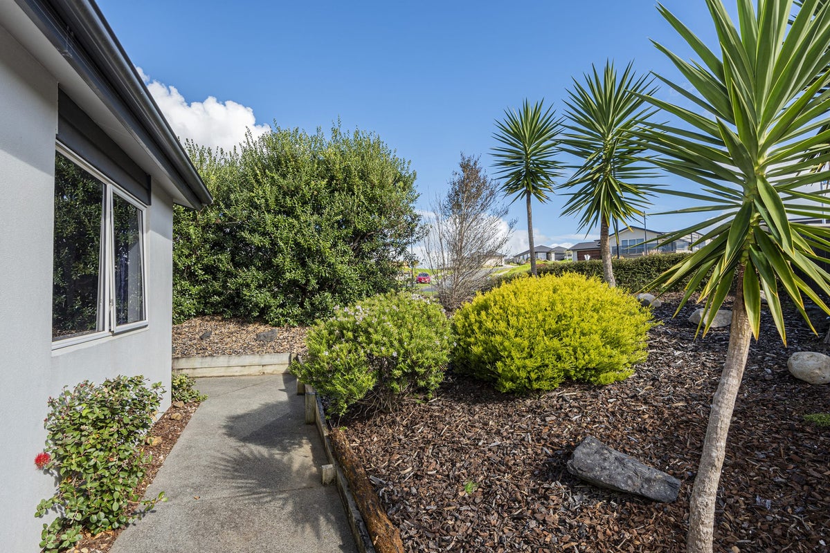 46 Pebble Beach Boulevard, Kamo, Whangarei - Carousel 28