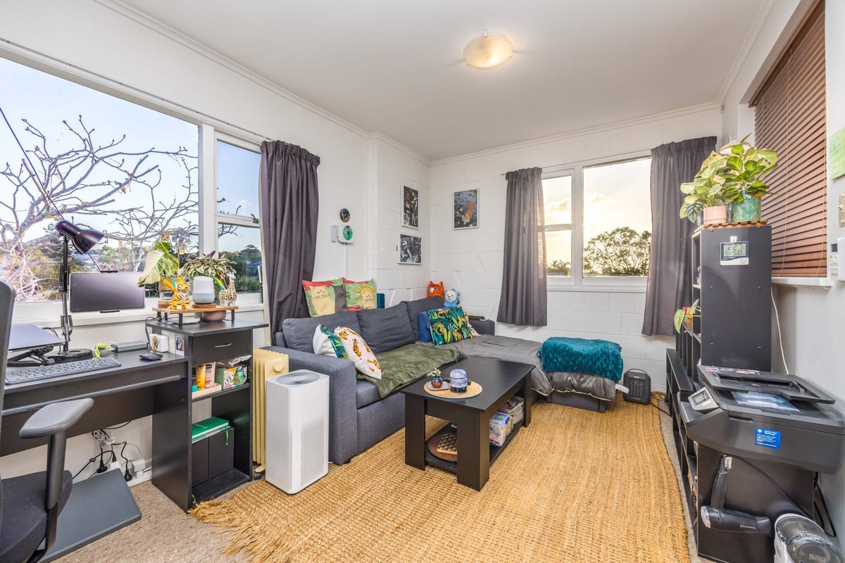 8/5 Edgars Road, Westmere, Auckland - Carousel 2