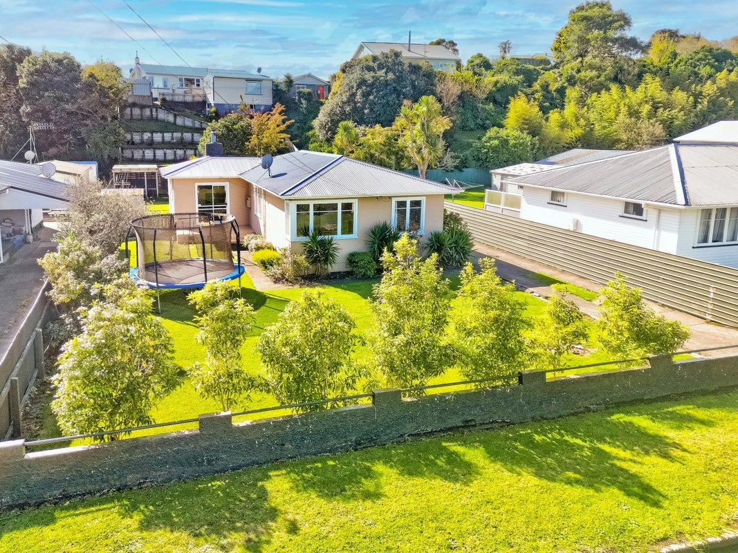 27 Broadhead Avenue, Tawhero, Whanganui - Carousel 1