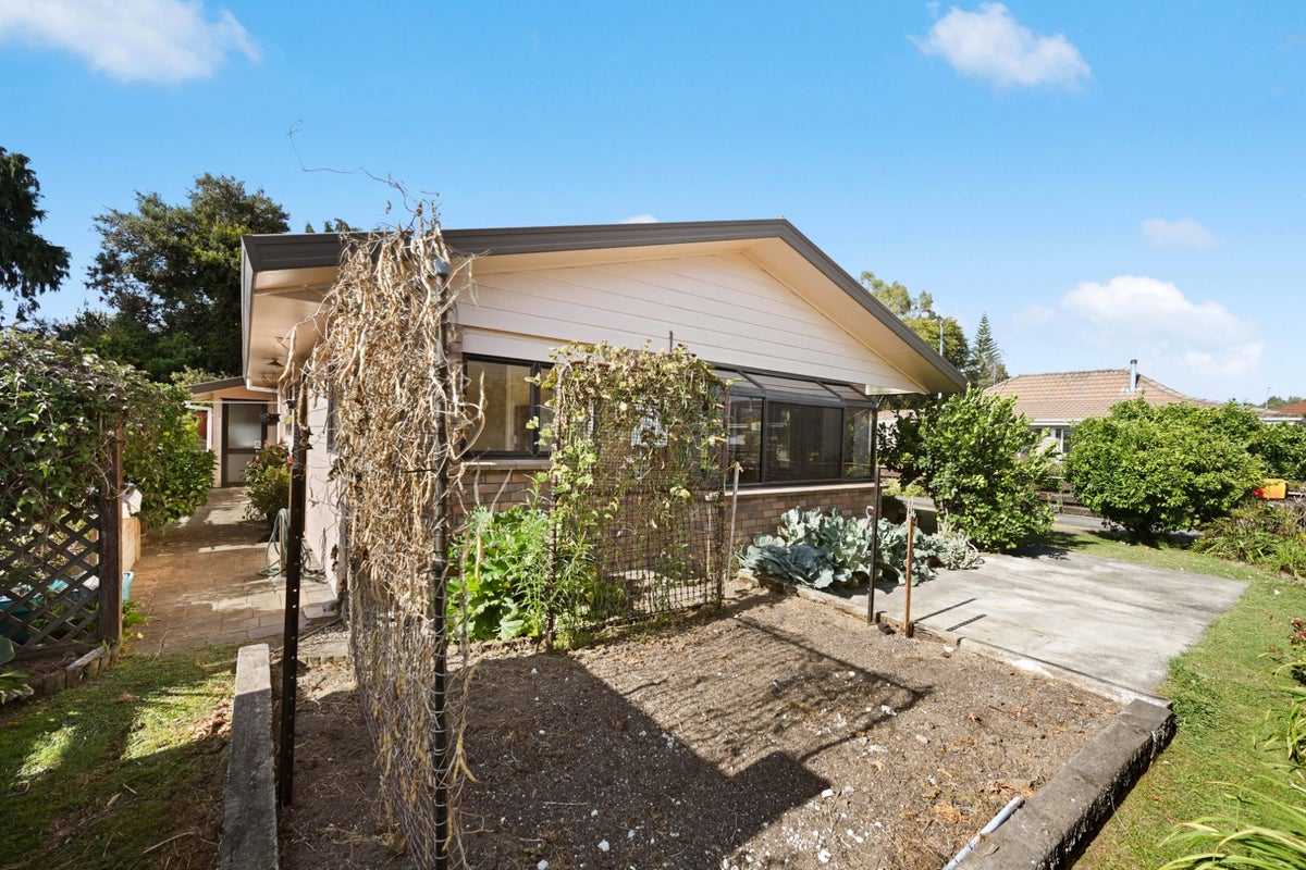 14D Enderley Avenue, Enderley, Hamilton - Carousel 13