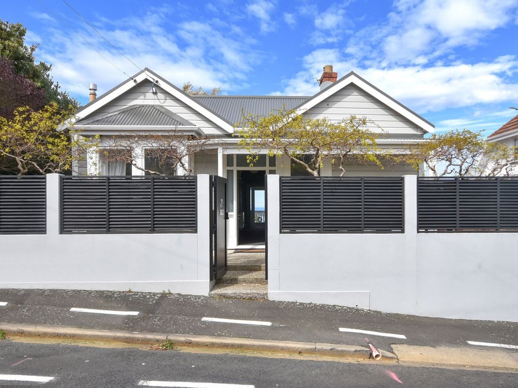 26 Henry Street, Maori Hill, Dunedin - Carousel 1