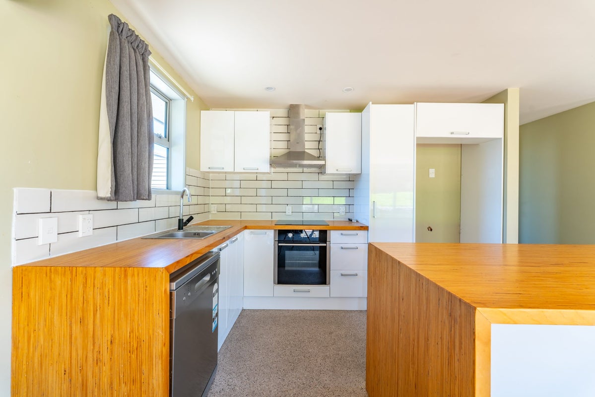 8B Jellicoe Street, Oceanview, Timaru - Carousel 2