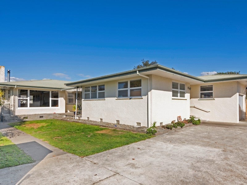 74 Whitby Road, Wakefield - Carousel 2