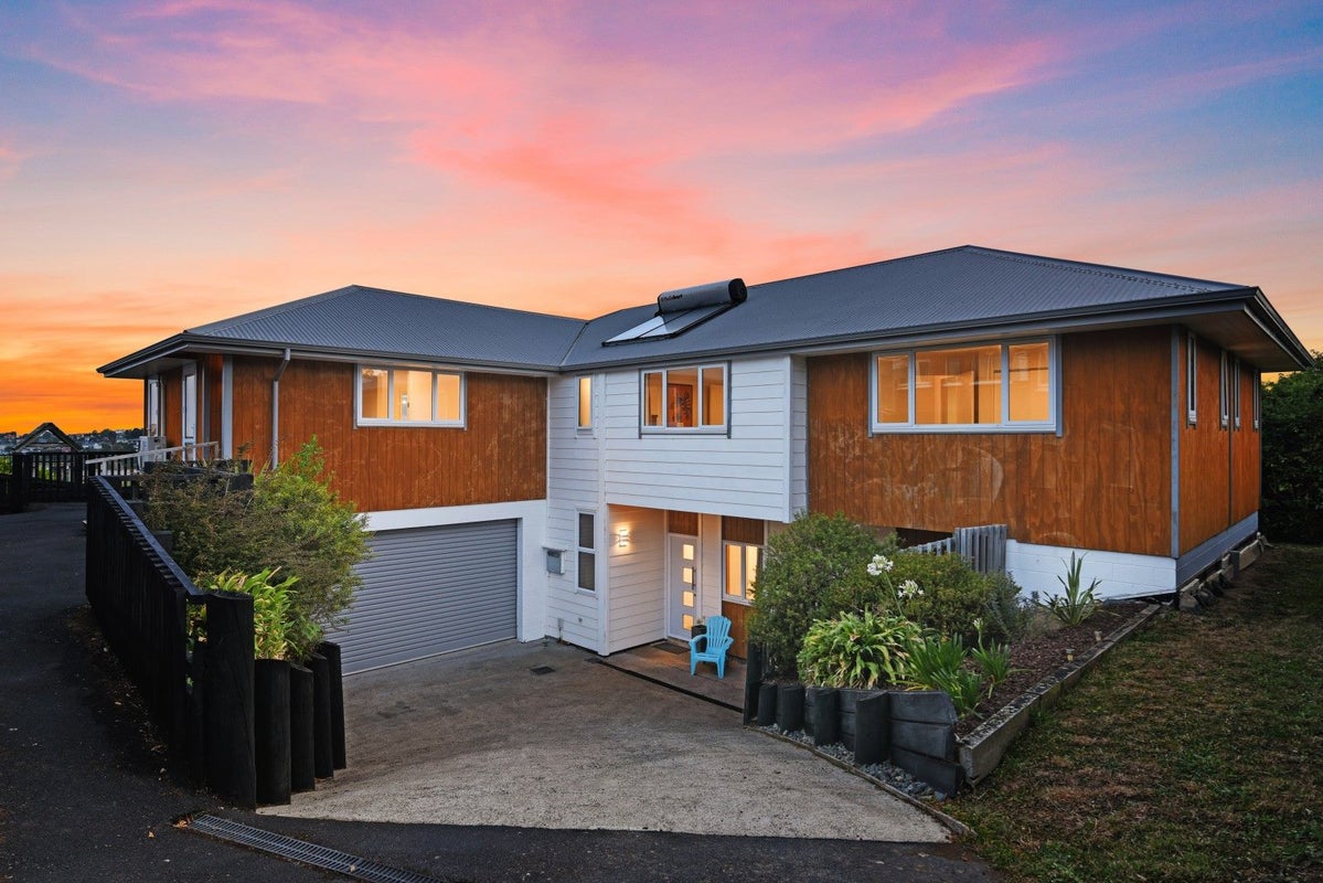 24A Helensburgh Road, Halfway Bush, Dunedin - Carousel 1