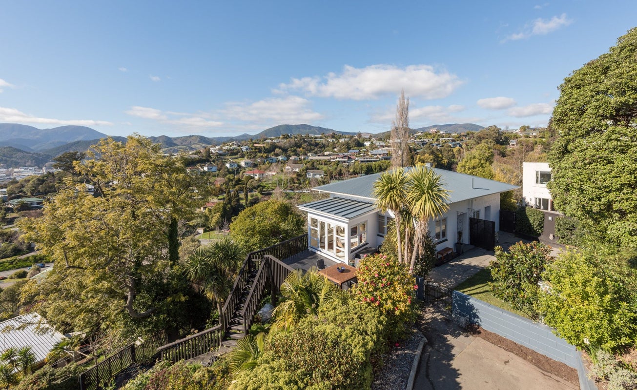 89 Princes Drive, Britannia Heights, Nelson - Carousel 21