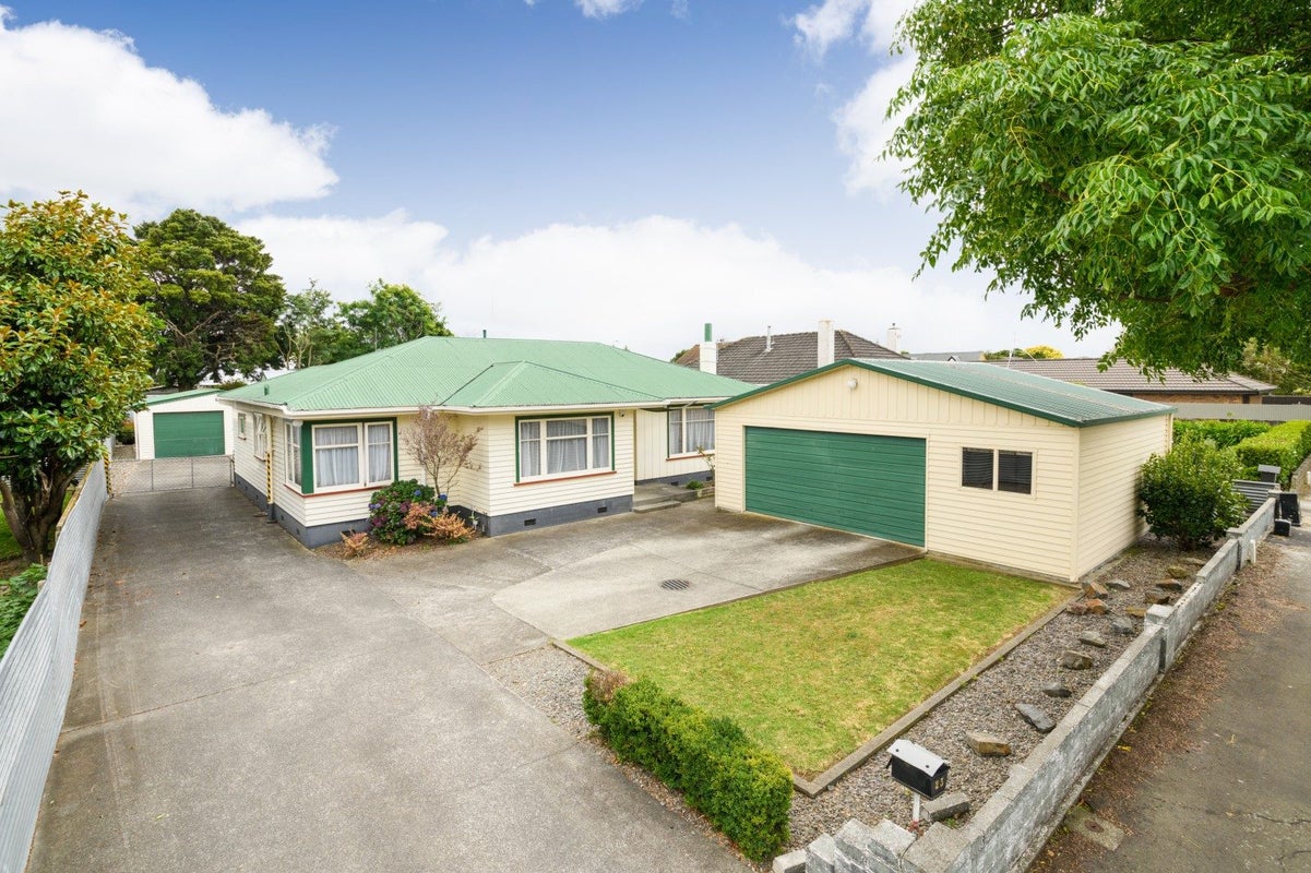 23 Limbrick Street, Terrace End, Palmerston North - Carousel 21