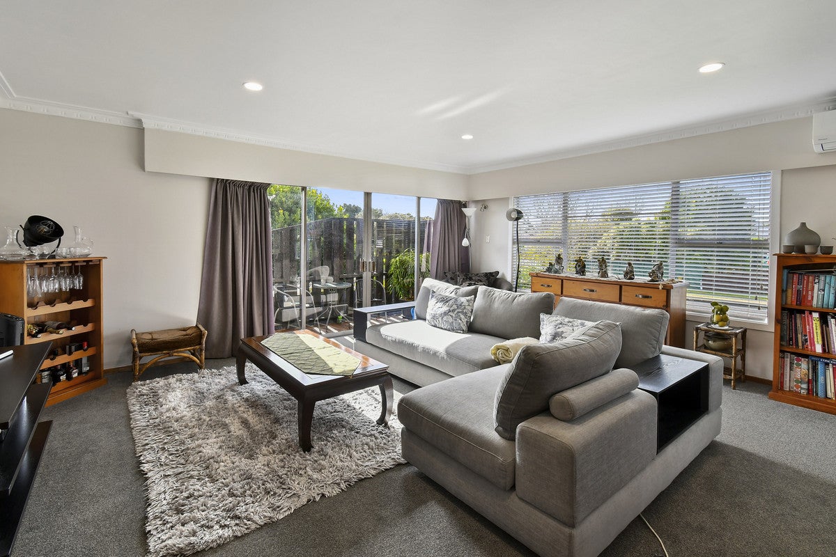 29 Fairview Avenue, Opaheke, Papakura - Carousel 2