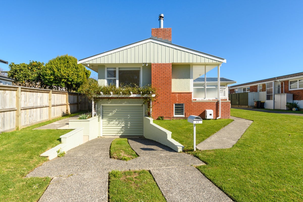 17 Freyberg Street, Otumoetai, Tauranga - Carousel 15