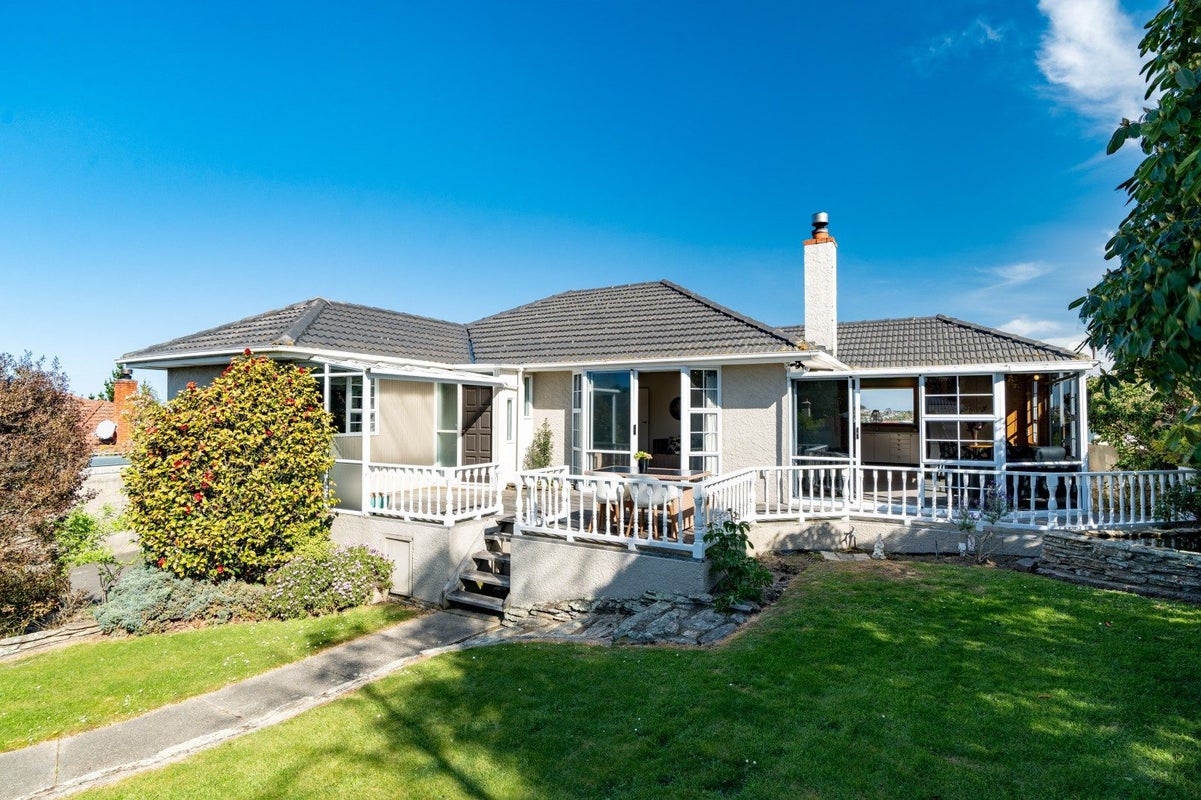 32 Wills Street, Balaclava, Dunedin - Carousel 1