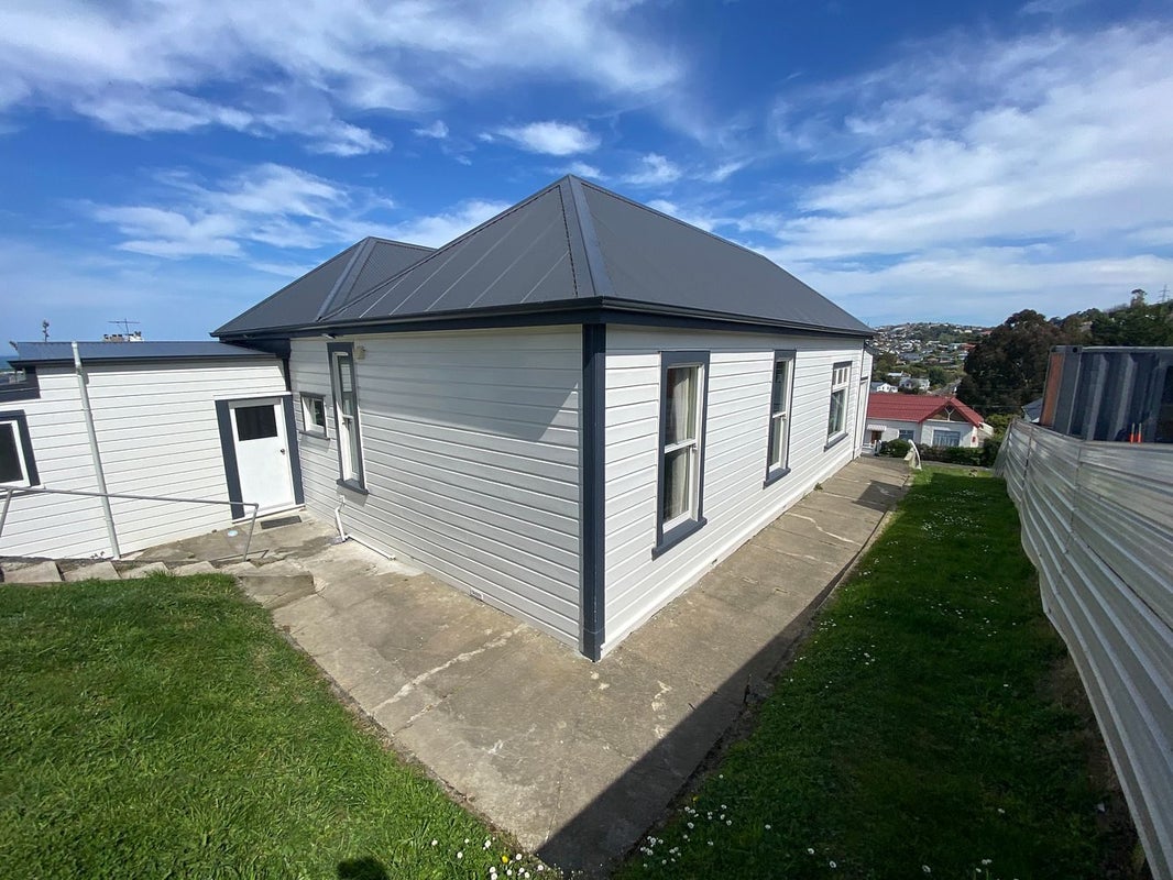 44 Walter Street, The Glen, Dunedin - Carousel 1