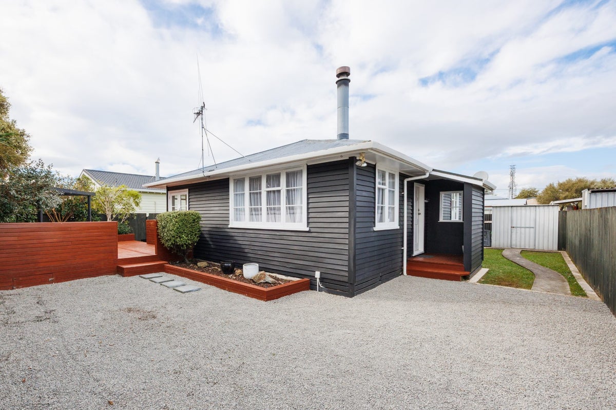28A Cambridge Street, Milson, Palmerston North - Carousel 1