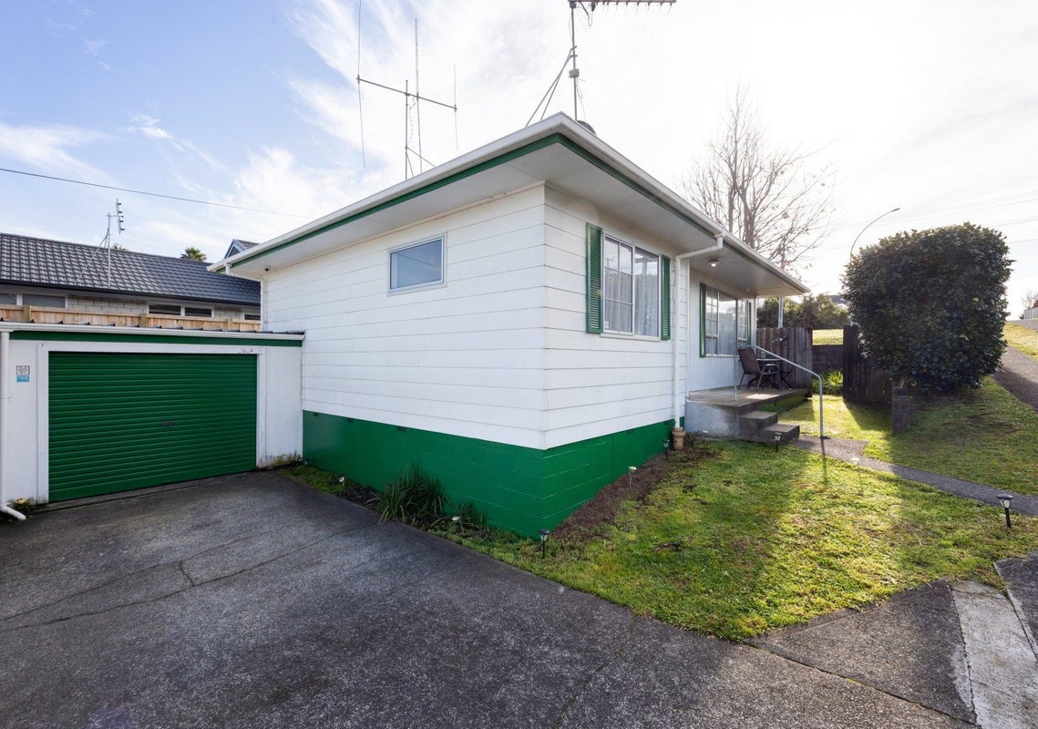 1/193 Newcastle Road, Nawton, Hamilton - Carousel 1
