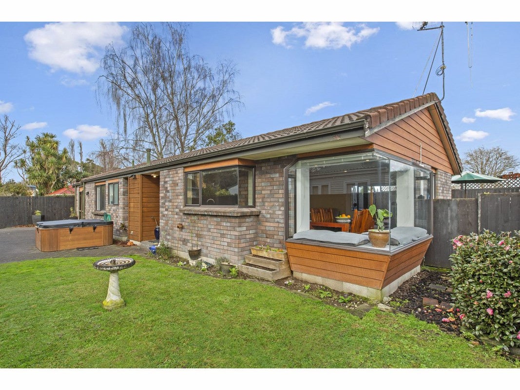 18B Flynn Road, Hillcrest, Hamilton - Carousel 1